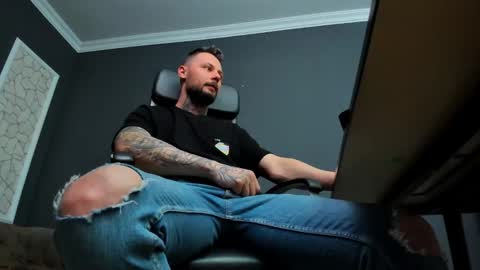 Brian online show from 03-12-26, 05:57