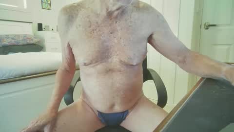 Snapshot of brianj_22 chatting on 05-22-26, 04:41 Brianj 22 online show from 05-22-26, 04:41