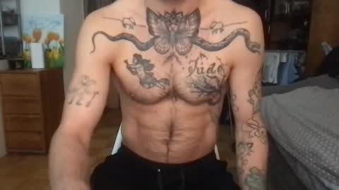 Snapshot of brianmuscle chatting on 02-13-26, 07:15 Brian online show from 02-13-26, 07:15