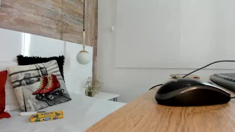 Snapshot of brianna_beltran chatting on 05-31-26, 02:09 brianna_beltran online show from 05-31-26, 02:09