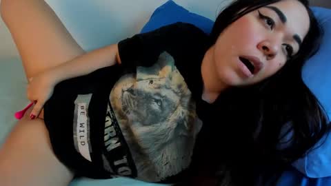 Snapshot of brianna_fallingangel chatting on 02-06-25, 12:54 brianna_fallingangel online show from 02-06-25, 12:54