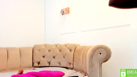 Snapshot of briannaduque chatting on 02-11-25, 04:35 Brianna online show from 02-11-25, 04:35