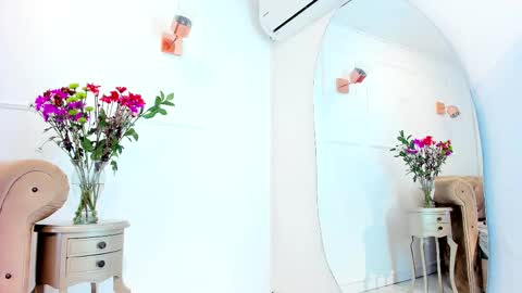 Snapshot of briannaduque chatting on 02-16-25, 06:43 Brianna online show from 02-16-25, 06:43