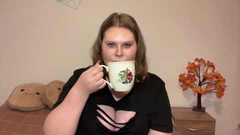 Brianna online show from 11-28-25, 08:06