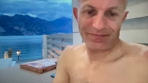 Brian online show from 06-04-26, 07:09