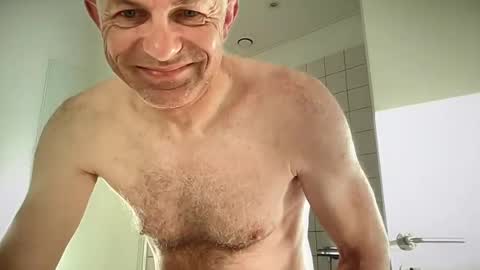 Brian online show from 06-25-26, 04:01