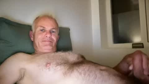Brian online show from 07-04-26, 10:38