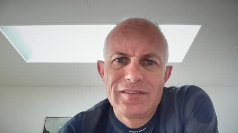 Brian online show from 08-01-26, 04:17