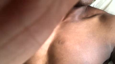 Snapshot of brickbaby19 chatting on 04-12-26, 02:33 brickbaby19 online show from 04-12-26, 02:33