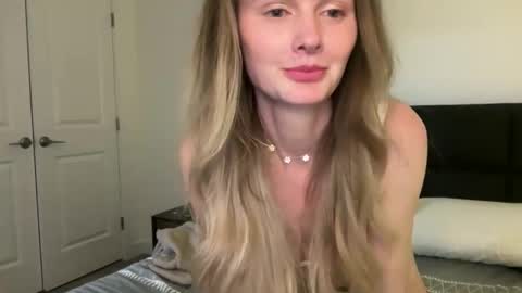 Snapshot of brigette_marie chatting on 01-17-26, 03:44 brigette_marie online show from 01-17-26, 03:44