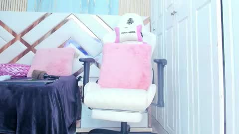 Snapshot of briggittebony chatting on 03-17-26, 08:12 BIRGGITTEBONY online show from 03-17-26, 08:12