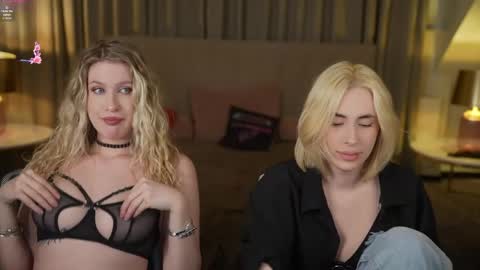 Diamonds Girls online show from 04-03-26, 07:01