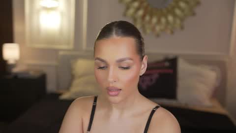 Diamonds Girls online show from 04-18-26, 07:07