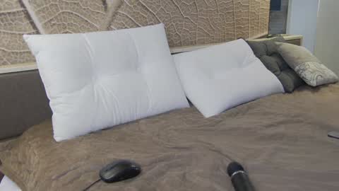 Amina Adelina online show from 01-21-25, 08:52