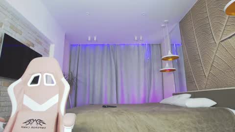 Amina Adelina online show from 02-06-25, 03:06