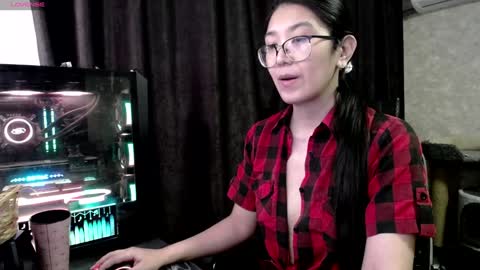 Aisha online show from 02-04-25, 07:29