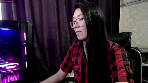 Aisha online show from 02-11-25, 10:04
