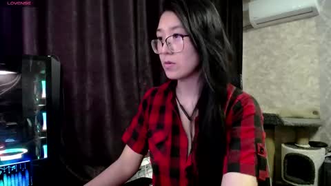 Aisha online show from 02-28-25, 06:43