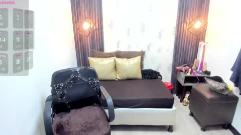 BRIGITTE online show from 02-19-25, 04:11