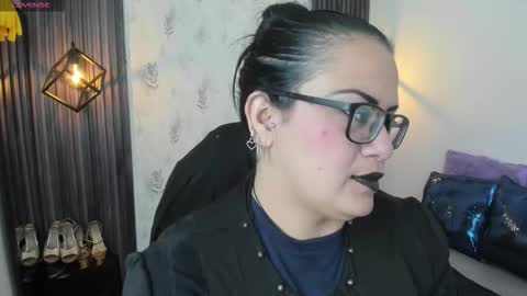 BRIGITTE online show from 02-06-26, 01:10