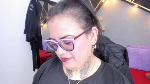 Snapshot of brigittemiller chatting on 05-27-26, 01:57 BRIGITTE online show from 05-27-26, 01:57
