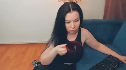 brilliantegirl_ online show from 04-21-26, 06:52