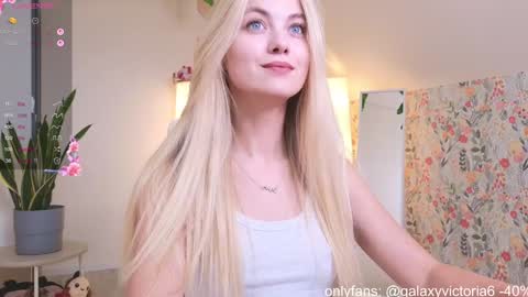 Snapshot of brilliantvictoria chatting on 11-02-25, 01:02 Vi. online show from 11-02-25, 01:02