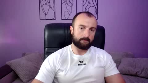 brindlefly69 online show from 06-11-26, 11:52