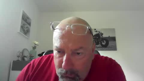Snapshot of brisco1971 chatting on 05-11-26, 05:24 Brisco schner Schwanz online show from 05-11-26, 05:24