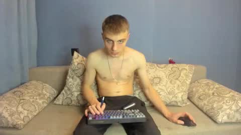 bristlebback online show from 09-17-25, 04:08