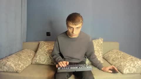 bristlebback online show from 10-21-25, 07:14