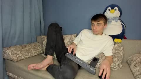 Snapshot of bristlebback chatting on 05-07-26, 04:01 bristlebback online show from 05-07-26, 04:01