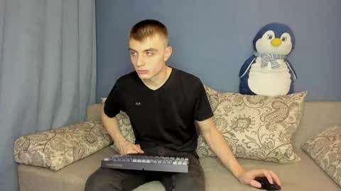 Snapshot of bristlebback chatting on 05-18-26, 04:13 bristlebback online show from 05-18-26, 04:13