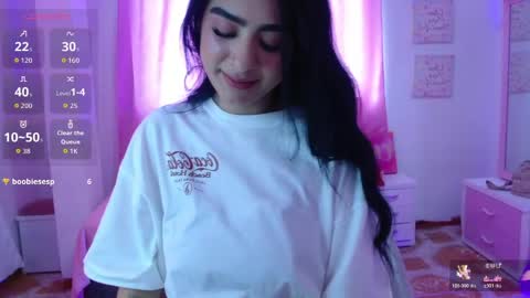Snapshot of britannie_ chatting on 06-07-26, 04:44 britannie_ online show from 06-07-26, 04:44