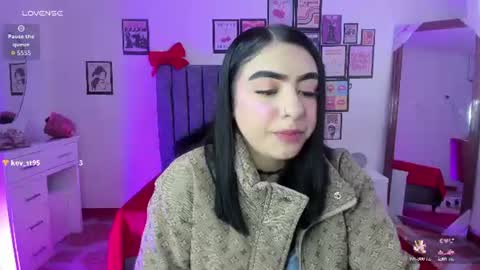 Snapshot of britannie_ chatting on 07-29-26, 01:42 britannie_ online show from 07-29-26, 01:42