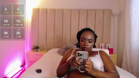 Britany online show from 03-06-26, 07:32