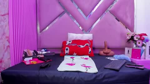 Brithany  online show from 06-25-26, 08:46