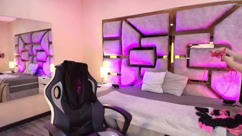 BRITHNY online show from 04-12-26, 04:17