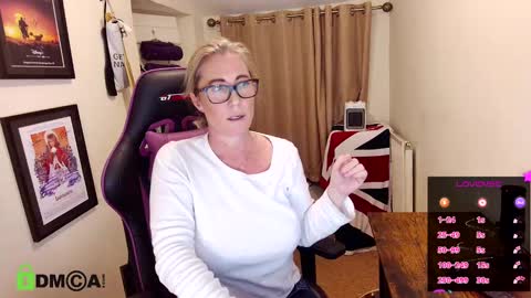 Lady Annabelle Montgomery online show from 03-12-25, 08:20