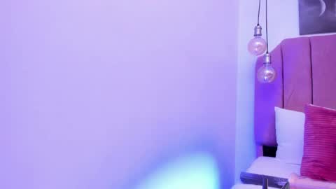 Britney online show from 04-14-26, 12:22