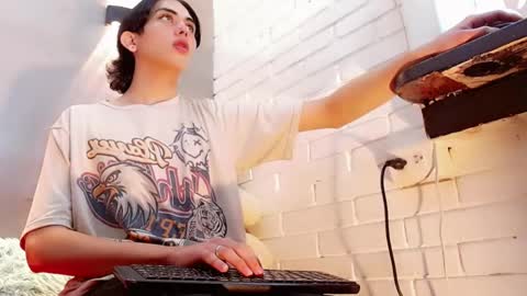 Snapshot of britney_ortega chatting on 10-10-25, 08:08 britney_ortega online show from 10-10-25, 08:08