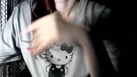 Snapshot of britneyamy chatting on 04-18-26, 09:37 Britney online show from 04-18-26, 09:37