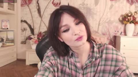 britneybarker online show from 09-30-25, 06:02