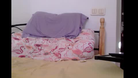 Snapshot of britneydivine chatting on 09-24-25, 05:22 Britney online show from 09-24-25, 05:22