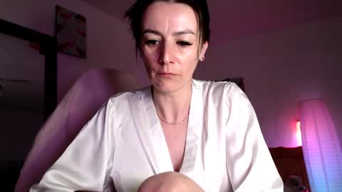 Britney online show from 04-04-26, 10:13