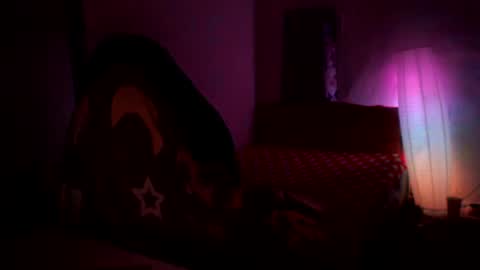 Britney online show from 05-24-26, 04:39