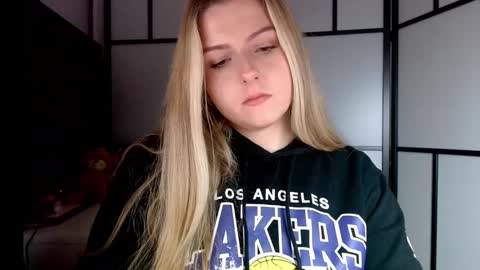 BritneyGlow online show from 12-01-24, 04:29