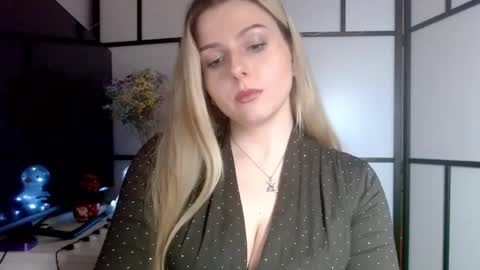 BritneyGlow online show from 12-29-24, 10:36