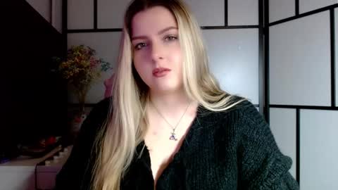 BritneyGlow online show from 01-24-25, 09:58