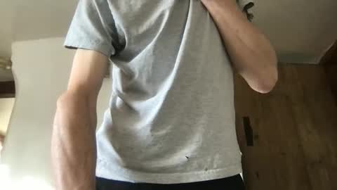 Britshowman online show from 03-28-26, 07:41